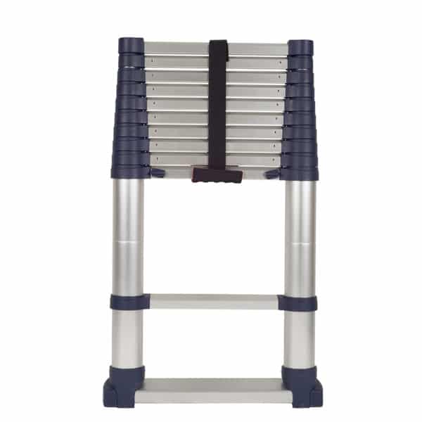 A cut out image of the 3.2m Xtend+Climb ProSeries Telescopic Ladder