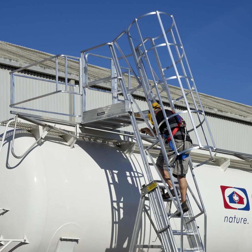 Adjustable Tanker Access Platform (ATAP) TB Davies™